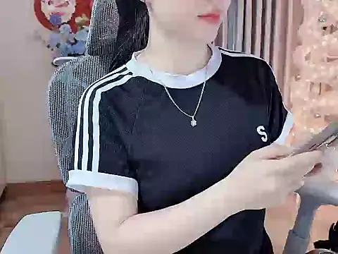 Agnelyn    online show from 04/29/26, 11:14