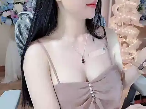 Snapshot of Agnelyn___ chatting on 06/23/26, 01:09 Agnelyn online show from 06/23/26, 01:09