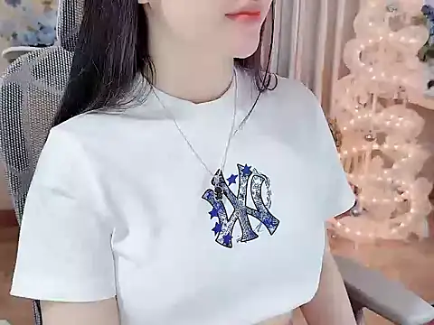 Snapshot of Agnelyn___ chatting on 07/20/26, 02:59 Agnelyn online show from 07/20/26, 02:59