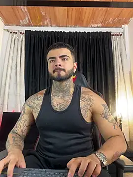 Snapshot of Benjii_Carter1 chatting on 03/03/26, 03:12 Benjii Carter1 online show from 03/03/26, 03:12