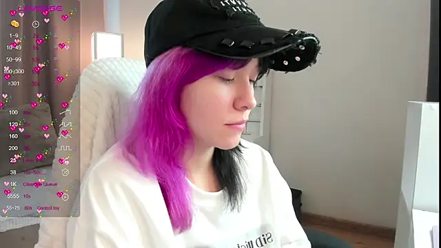 EmilyTrase online show from 06/30/26, 01:17