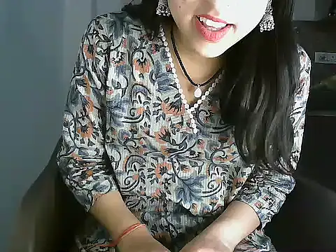 Snapshot of Sweety_cream chatting on 02/21/26, 11:00 Sweety cream online show from 02/21/26, 11:00