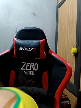 Aly live online show from 02/19/26, 03:19