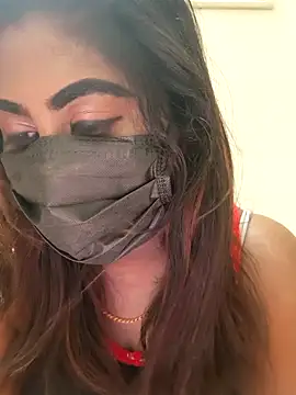 Snapshot of Revanthika-27 chatting on 02/26/26, 06:40 Revanthika-27 online show from 02/26/26, 06:40