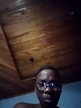 Snapshot of KINKYDOLL4U chatting on 02/20/26, 02:41 KINKYDOLL4U online show from 02/20/26, 02:41