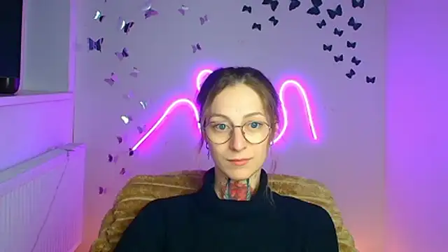 Esmi Winter online show from 04/13/26, 05:40