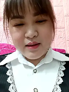 Snapshot of Kee-kimlee chatting on 02/13/26, 03:13 Kee-kimlee online show from 02/13/26, 03:13