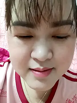 Snapshot of Kee-kimlee chatting on 02/26/26, 01:43 Kee-kimlee online show from 02/26/26, 01:43