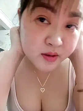 Snapshot of Kee-kimlee chatting on 03/02/26, 09:16 Kee-kimlee online show from 03/02/26, 09:16