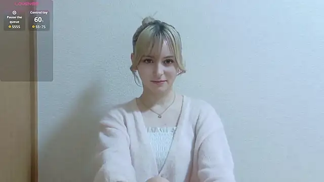 Snapshot of e_ri_ka93 chatting on 05/01/26, 12:10 e ri ka93 online show from 05/01/26, 12:10