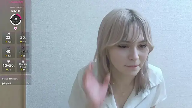 Snapshot of e_ri_ka93 chatting on 05/24/26, 02:00 e ri ka93 online show from 05/24/26, 02:00