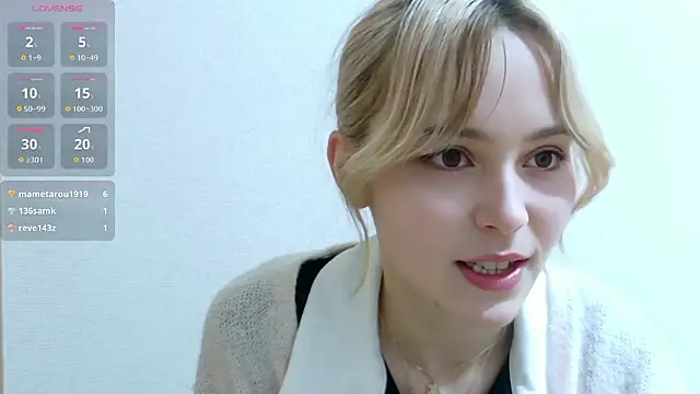 Snapshot of e_ri_ka93 chatting on 06/10/26, 02:05 e ri ka93 online show from 06/10/26, 02:05