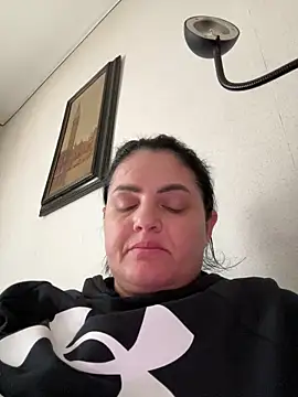 Snapshot of Sony28v chatting on 02/14/26, 02:14 Sony28v online show from 02/14/26, 02:14