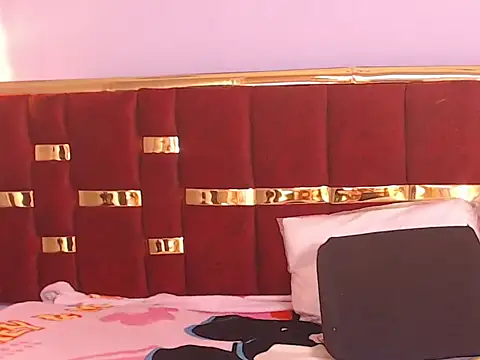 Snapshot of _angela45cute chatting on 02/24/26, 11:41 angela45cute online show from 02/24/26, 11:41