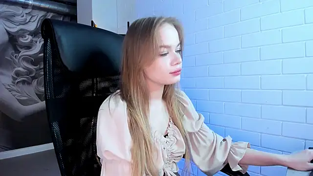 Snapshot of AmyNox chatting on 06/19/26, 09:02 AmyNox online show from 06/19/26, 09:02