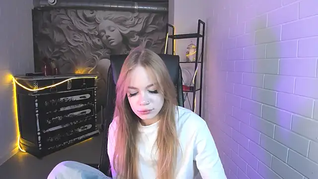 Snapshot of AmyNox chatting on 07/11/26, 09:12 AmyNox online show from 07/11/26, 09:12