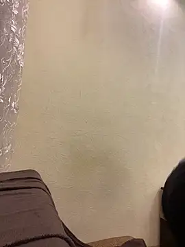 MilaKis online show from 02/12/26, 06:25