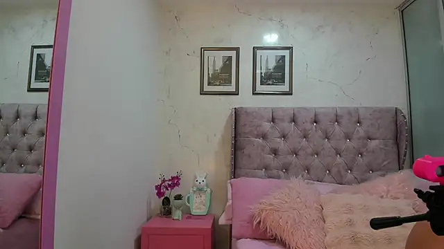 Snapshot of LuciadelaVega chatting on 02/26/26, 11:31 LuciadelaVega online show from 02/26/26, 11:31