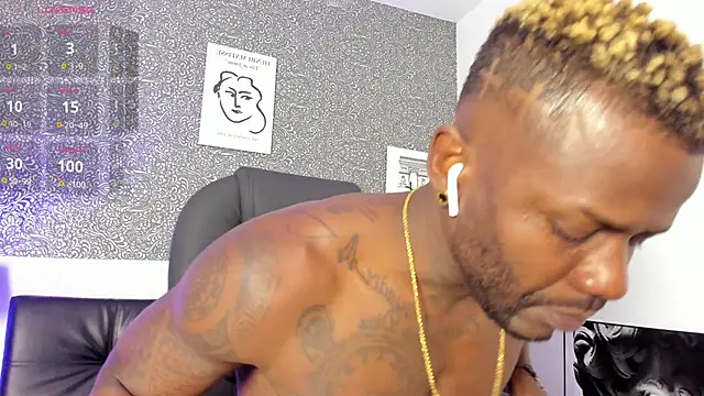 Mark Vega online show from 04/11/26, 03:22