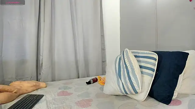 Britanny W online show from 04/09/26, 07:19