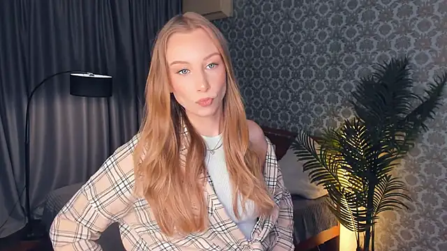 Snapshot of CarmenLipkin chatting on 02/28/26, 03:02 CarmenLipkin online show from 02/28/26, 03:02