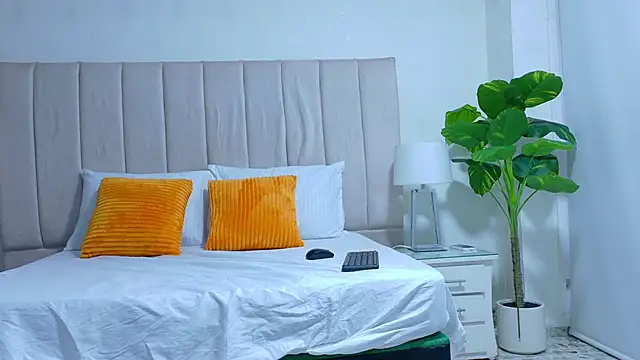 Brisa Silva online show from 02/21/26, 11:22