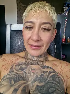 Everlyn sexx online show from 06/01/26, 08:10