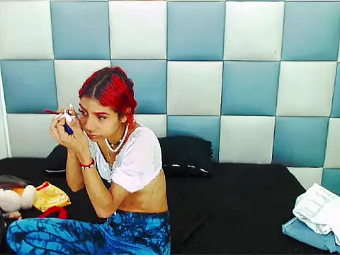 Snapshot of TifannyAmateur chatting on 02/22/26, 01:31 TifannyAmateur online show from 02/22/26, 01:31