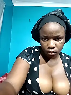 Snapshot of YummyBoobs_ chatting on 02/21/26, 11:50 YummyBoobs online show from 02/21/26, 11:50