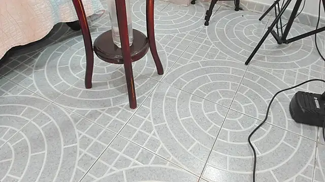 Faider Mons online show from 04/05/26, 04:31