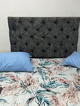 Snapshot of samanta_big_ass_ chatting on 02/25/26, 11:20 samanta big ass online show from 02/25/26, 11:20