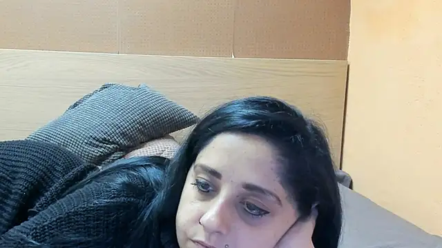 Snapshot of PinkyTwerkyX chatting on 10/19/25, 01:45 PinkyTwerkyX online show from 10/19/25, 01:45