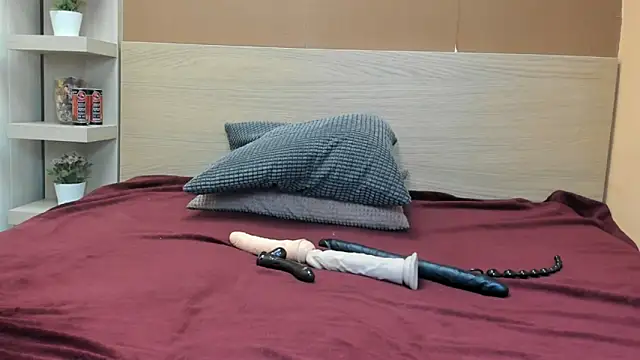 Snapshot of PinkyTwerkyX chatting on 12/03/25, 01:20 PinkyTwerkyX online show from 12/03/25, 01:20