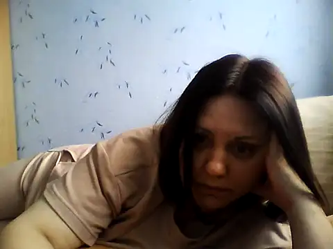 Snapshot of LockyCharm111 chatting on 04/10/26, 07:46 LockyCharm111 online show from 04/10/26, 07:46