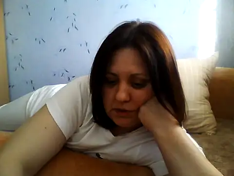 Snapshot of LockyCharm111 chatting on 04/25/26, 02:47 LockyCharm111 online show from 04/25/26, 02:47