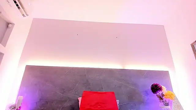 Snapshot of AsshleyDavis chatting on 01/12/25, 08:25 AsshleyDavis online show from 01/12/25, 08:25