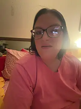FreaksOffALeash3261 online show from 05/16/26, 12:04
