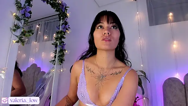 Nahialov online show from 02/18/26, 01:56