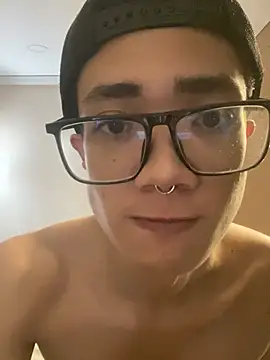 Snapshot of Santi_Princex chatting on 05/20/26, 11:38 Santi Princex online show from 05/20/26, 11:38
