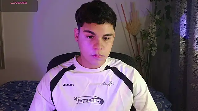 eithan jonnes online show from 03/08/26, 06:34