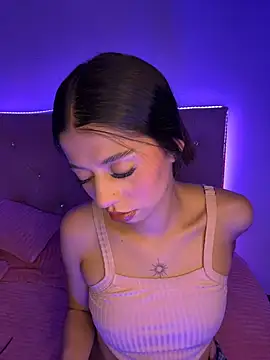 Deva 00 online show from 04/10/26, 04:50