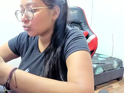 QueenNyxx online show from 03/10/26, 02:55