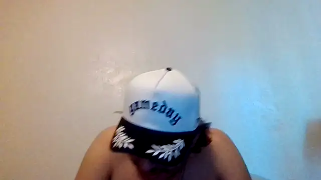 Snapshot of Tallhungandcloudy chatting on 02/28/26, 11:50 Tallhungandcloudy online show from 02/28/26, 11:50