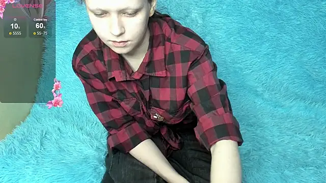 Snapshot of NikolFlostt chatting on 02/14/26, 01:13 NikolFlostt online show from 02/14/26, 01:13