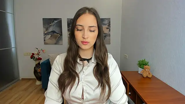 Snapshot of Effy_Royse chatting on 06/18/26, 05:41 Effy Royse online show from 06/18/26, 05:41