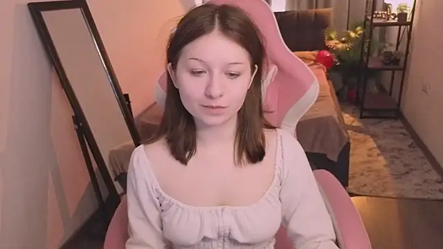 Snapshot of XShyBabyFloraX chatting on 02/22/26, 01:20 XShyBabyFloraX online show from 02/22/26, 01:20