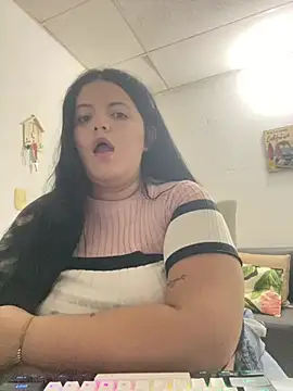 Snapshot of Isaval1007 chatting on 03/04/26, 05:24 Isaval1007 online show from 03/04/26, 05:24