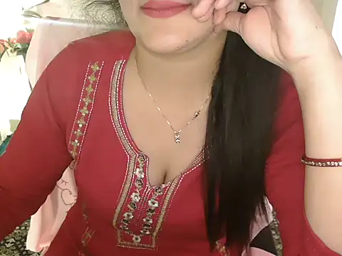  chitranshi online show from 04/19/26, 06:13