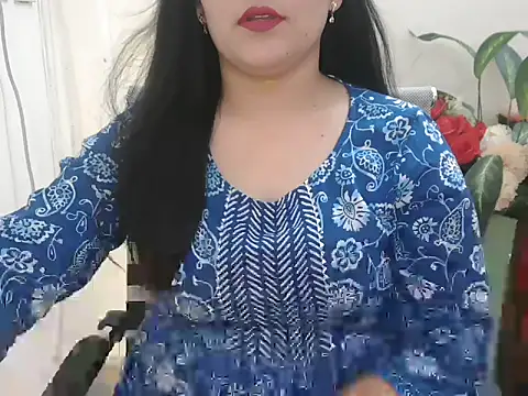 Snapshot of _chitranshi chatting on 06/06/26, 04:50 chitranshi online show from 06/06/26, 04:50