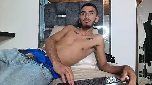 Snapshot of Noah-JONES chatting on 02/21/26, 03:29 Noah-JONES online show from 02/21/26, 03:29